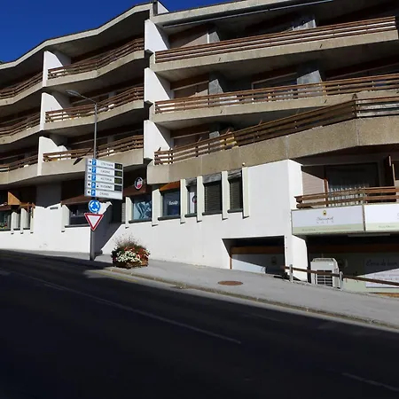 Rond-point-6 By Interhome