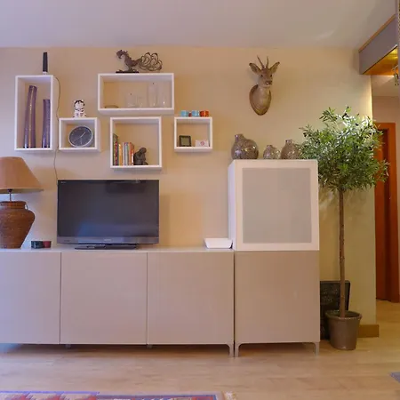 Immeuble Rond-point Apt- 11 By Interhome アパート クラン