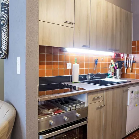 Immeuble Rond-point Apt- 11 By Interhome *